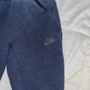 Boys Nike Jogger Size Small